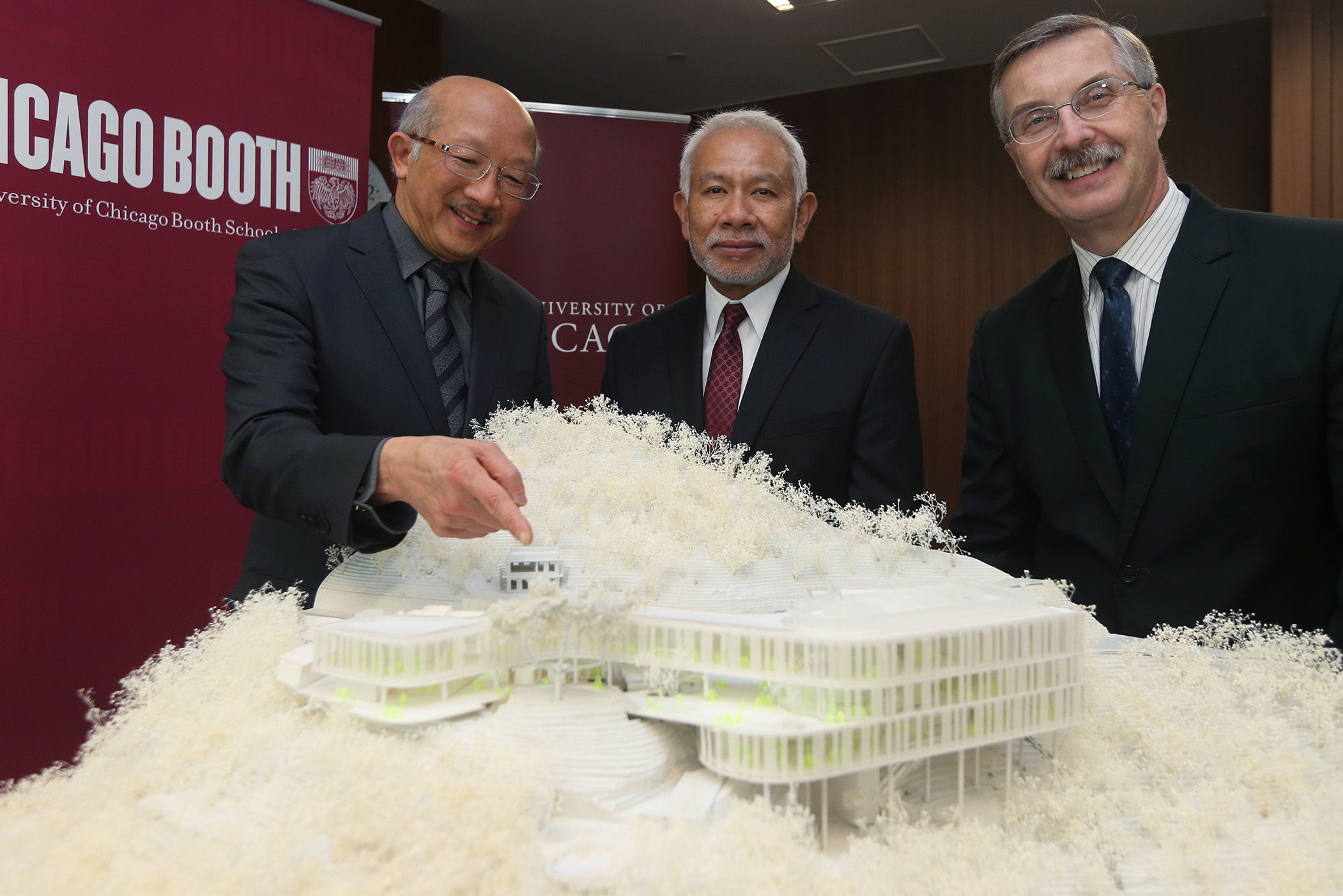芝加哥大學布思商學院獲政府批准在這裡改建成新校舍