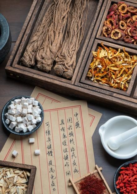 存仁公讓——疫下讀香港舊中醫書籍