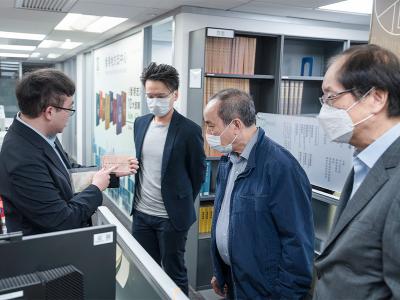 鄭寶鴻先生到訪